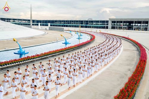 ภาพ No.350434:วันที่ 19-20 กันยายน พ.ศ. 2569 โครงการบรรพชาพัฒนาคุณธรรม จริยธรรม สำหรับนักเรียนนายสิบตำรวจ (นสต.) รุ่นที่ 16 ศูนย์ฝึกอบรมตำรวจภูธรภาค 1 ณ สภาธรรมกายสากล ห้องแก้วสารพัดนึก 2