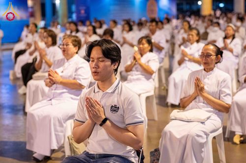 ภาพ No.298362:วันจันทร์ที่ 19 มกราคม พ.ศ. 2569 พิธีฉลองชัยชิตังเม สวดธัมมจักกัปวัตนสูตร เนื่องในวันคล้ายวันเกิด 117 ปี คุณยายอาจารย์มหารัตนอุบาสิกาจันทร์ ขนนกยูง ครบ 8,051,919,117 จบ  ณ วัดพระธรรมกาย จังหวัดปทุมธานี