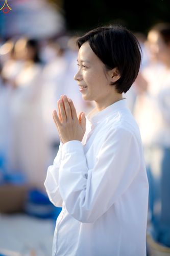 ภาพ No.291969:วันที่ 10 มกราคม พ.ศ. 2569 พิธีจุดประทีปถวายเป็นพุทธบูชา และบูชาธรรมมหาปูชนียาจารย์  ณ อนุสรณ์สถานคลองบางนางแท่น อ.สามพราน จ.นครปฐม ในโครงการธรรมยาตรา กตัญญูบูชา มหาปูชนียาจารย์ พระมงคลเทพมุนี(สด จนฺทสโร) พระผู้ปราบมาร อนุสรณ์สถาน 7 แห่ง ปีที่ 14