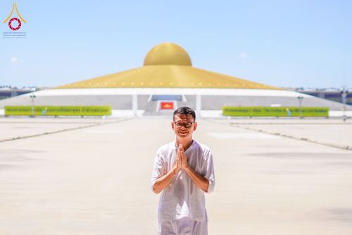 ภาพ No.338586:วันที่ 24 มิถุนายน - 5 กรกฎาคม พ.ศ.2569 ต้อนรับชาวต่างชาติจากประเทศโปแลนด์ มาเลเซีย อินเดีย บังคลาเทศ  และศรีลังกา เยี่ยมชมวัด นั่งสมาธิ และกราบสักการะพระมหาธรรมกายเจดีย์ ณ วัดพระธรรมกาย