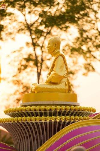 ภาพ No.296980:วันที่ 17 มกราคม พ.ศ. 2569 พิธีจุดประทีปถวายเป็นพุทธบูชา และบูชาธรรมมหาปูชนียาจารย์  ณ วัดโบสถ์บน ต.บางคูเวียง จ.นนทบุรี อนุสรณ์สถานลำดับที่ 4 สถานที่เกิดด้วยกายธรรม ในโครงการธรรมยาตรา กตัญญูบูชา มหาปูชนียาจารย์ พระมงคลเทพมุนี(สด จนฺทสโร) พระผู้ปราบมาร อ