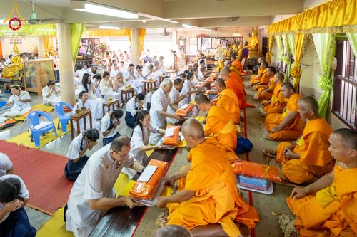 ภาพ No.304348:วันที่ 27 มกราคม พ.ศ. 2569 พิธีทอดผ้าป่าทำนุบำรุงศาสนสถาน ณ วัดไทยเจริญ อ.บางกรวย จ.นนทบุรี ในโครงการธรรมยาตรา กตัญญูบูชา มหาปูชนียาจารย์ พระมงคลเทพมุนี(สด จนฺทสโร) พระผู้ปราบมาร อนุสรณ์สถาน 7 แห่ง ปีที่ 14