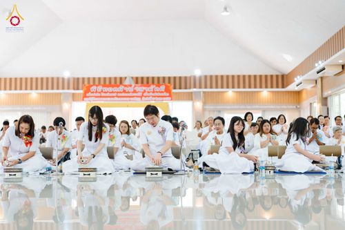 ภาพ No.346521:วันอาทิตย์ที่ 30 สิงหาคม พ.ศ.2569 พิธีทอดผ้าป่า สวดธรรมจักรกัปปวัตนสูตรกลั่นแผ่นดินโปรยรัตนชาติ  สถาปนาองค์พระเจดีย์เพื่อสร้างสันติภาพโลก  ณ ศูนย์ปฏิบัติธรรมพนมสารคาม (เพชรตะวัน) จังหวัดฉะเชิงเทรา