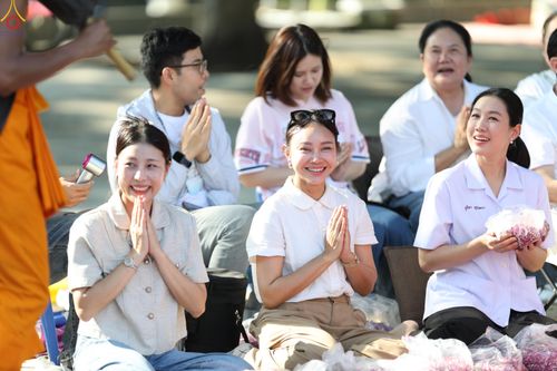 ภาพ No.305819:วันที่ 25 มกราคม พ.ศ. 2569 พิธีต้อนรับพระธรรมยาตรา วัดพระธรรมกาย(ภาพชุดที่ 3) ในโครงการธรรมยาตรา กตัญญูบูชา มหาปูชนียาจารย์ พระมงคลเทพมุนี(สด จนฺทสโร) พระผู้ปราบมาร อนุสรณ์สถาน 7 แห่ง ปีที่ 14