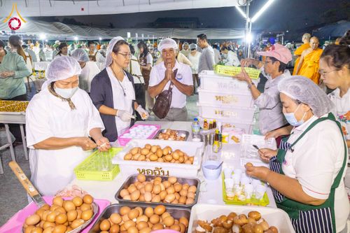 ภาพ No.289777:วันที่ 8 มกราคม พ.ศ. 2569 พิธีถวายภัตตาหารเป็นสังฆทาน แด่พระธรรมยาตรา ณ อนุสรณ์สถานคลองบางนางแท่น อ.สามพราน จ.นครปฐม ในโครงการธรรมยาตรา กตัญญูบูชา มหาปูชนียาจารย์ พระมงคลเทพมุนี(สด จนฺทสโร) พระผู้ปราบมาร อนุสรณ์สถาน 7 แห่ง ปีที่ 14