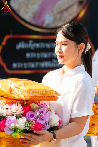 ภาพ No.304904:วันที่ 28 มกราคม พ.ศ. 2569 พิธีทอดผ้าป่าทำนุบำรุงศาสนสถาน ณ วัดบัวแก้วเกษร อ.ลาดหลุมแก้ว จ.ปทุมธานี ในโครงการธรรมยาตรา กตัญญูบูชา มหาปูชนียาจารย์ พระมงคลเทพมุนี(สด จนฺทสโร) พระผู้ปราบมาร อนุสรณ์สถาน 7 แห่ง ปีที่ 14