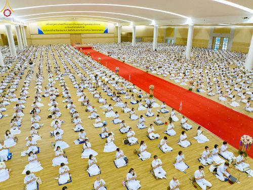 ภาพ No.84694:พิธีบรรจุพระบรมสารีริกธาตุภายในเกตุดอกบัวตูม องค์พระประธาน ณ ห้องแก้วสารพัดนึก 2 วัดพระธรรมกาย ในวันอาสาฬหบูชา อังคารที่ 1 สิงหาคม พ.ศ.2566