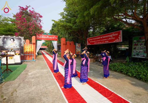 ภาพ No.318864:วันจันทร์ที่ ๖ เมษายน พ.ศ.๒๕๖๙  โครงการบรรพชาสามเณรภาคฤดูร้อน ประจำปี ๒๕๖๙  บูชาธรรม ๘๒ ปี หลวงพ่อธัมมชโย  ณ วัดห้วยตองสัก อำเภอจอมทอง จังหวัดเชียงใหม่