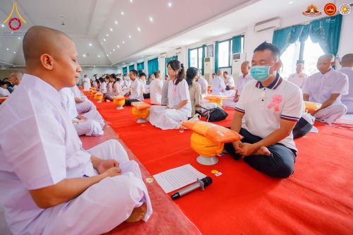 ภาพ No.283634:วันเสาร์ที่ 20 ธันวาคม  2568 พิธีบรรพชาสามเณร ณ ประเทศอินโดนีเซีย