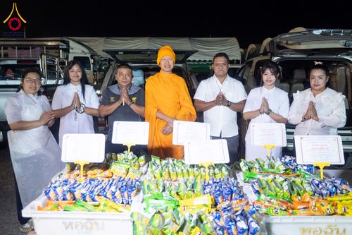 ภาพ No.300119:วันที่ 22 มกราคม พ.ศ. 2569 พิธีถวายภัตตาหารเป็นสังฆทาน แด่พระธรรมยาตรา ณ อนุสรณ์สถานบางปลา วัดบางปลา อำเภอบางเลน จังหวัดนครปฐม ในโครงการธรรมยาตรา กตัญญูบูชา มหาปูชนียาจารย์ พระมงคลเทพมุนี(สด จนฺทสโร) พระผู้ปราบมาร อนุสรณ์สถาน 7 แห่ง ปีที่ 14