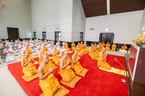 ภาพ No.338812:วันที่ 11 กรกฎาคม พศ.2569 พิธีบรรพชาอุปสมบท โครงการอุปสมบทหมู่ธรรมทายาทนานาชาติ  IDOP รุ่นที่ 21 (ภาษาจีน)  จากประเทศจีน มาเลเซีย สิงคโปร์ และไต้หวัน , โครงการบรรพชาสามเณรโรงเรียนนานาชาติ รุ่นที่ 15