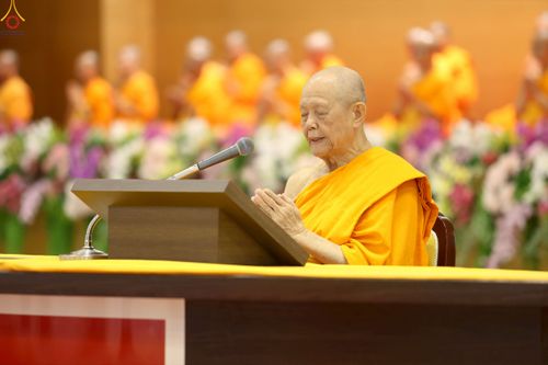 ภาพ No.240922:วันพุธที่ 27 สิงหาคม พ.ศ. 2568 พิธีทอดผ้าป่าเพื่อสร้างอาคาร  82 ปี หลวงพ่อธัมมชโย สมทบกฐินวัดพระธรรมกาย และกฐิน 30,000 วัดทั่วประเทศ ครั้งที่ 1