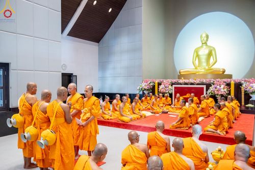 ภาพ No.156894:พิธีบรรพชาอุปสมบท ธรรมทายาท โครงการอุปสมบทหมู่บูชาธรรมครบรอบ 107 ปี วันครูผู้ค้นพบวิชชาธรรมกาย ณ โบสถ์พระไตรปิฏก วัดพระธรรมกาย วันเสาร์ที่ 14 กันยายน พ.ศ. 2567