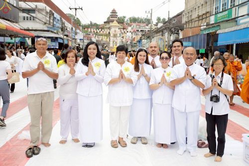 ภาพ No.245479:วันอาทิตย์ที่ 14 กันยายน พ.ศ. 2568 ตักบาตรพระ 555 รูป มหากุศล  น้อมถวายเป็นพุทธบูชา ณ หอนาฬิกาเบตง อ.เบตง จ.ยะลา