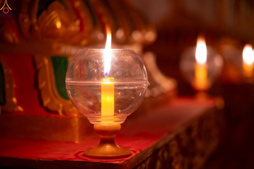 ภาพ No.294134:วันที่ 13 มกราคม พ.ศ. 2569 พิธีจุดประทีปถวายเป็นพุทธบูชา และบูชาธรรมมหาปูชนียาจารย์  (ภาพชุดที่ 2) ณ วัดสองพี่น้อง ต.ต้นตาล อ.สองพี่น้อง จ.สุพรรณบุรี ในโครงการธรรมยาตรา กตัญญูบูชา มหาปูชนียาจารย์ พระมงคลเทพมุนี(สด จนฺทสโร) พระผู้ปราบมาร อนุสรณ์สถาน 7 แห่