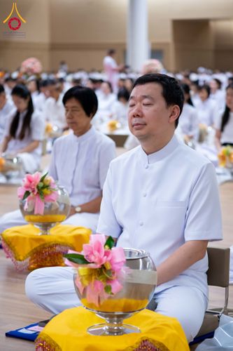 ภาพ No.310654:วันอาทิตย์ที่ 22 กุมภาพันธ์ พ.ศ. 2569 พิธีถวายโคมมาฆประทีป ณ ห้องแก้วสารพัดนึก 2 วัดพระธรรมกาย จ.ปทุมธานี