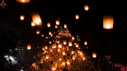 ภาพ No.82094:พิธีจุดวิสาขประทีป 22,000 ดวงและโคมลอย 3,000 ดวง ( Festival  lampion Vesak Indonesia) ณ มหาเจดียบรมพุทโธ อินโดนีเซีย  วันอาทิตย์ที่ 4 มิ.ย. พ.ศ.2566