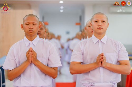 ภาพ No.283622:วันเสาร์ที่ 20 ธันวาคม  2568 พิธีบรรพชาสามเณร ณ ประเทศอินโดนีเซีย