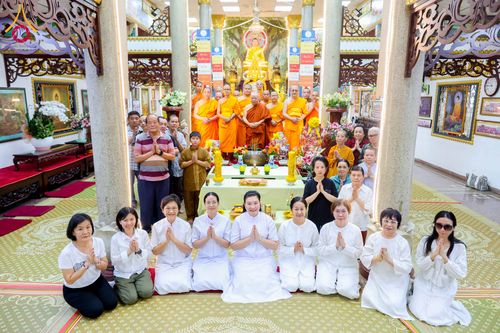 ภาพ No.344581:วันที่ 8-11 สิงหาคม พ.ศ.2569 “ประเพณีเข้าพรรษา เชื่อมพระพุทธศาสนาสองแผ่นดิน” ถวายเทียนพรรษา 9 วัด ณ นครโฮจิมินห์ สาธารณรัฐสังคมนิยมเวียดนาม