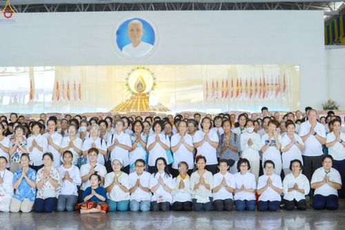 ภาพ No.322216:วันที่ 14 เมษายน พ.ศ.2569 การเตรียมกล่องไทยธรรม วันสุดท้าย เพื่องานถวายมหาสังฆทาน 40,000 กว่าวัดทั่วประเทศ วันคุ้มครองโลก 22 เมษายน พ.ศ.2569 วัดพระธรรมกาย