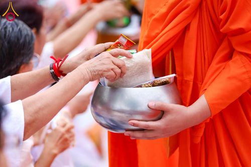 ภาพ No.310891:วันอาทิตย์ที่ 22 กุมภาพันธ์ พ.ศ. 2569 พิธีตักบาตรเเด่คณะพระภิกษุสงฆ์ 1,111 รูป จังหวัดน่าน หนึ่งในโครงการตักบาตรพระ 2,000,000 รูป 77 จังหวัดทั่วไทย ในวาระอันเป็นมงคลยิ่ง ครบรอบ 744 ปี นครน่าน สืบสานศรัทธา ทำบุญใหญ่ของเมืองน่าน ณ ข่วงเมือง วัดภูมินทร์ อำเ