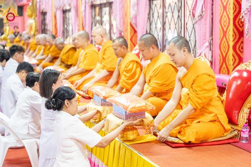 ภาพ No.303740:วันที่ 27 มกราคม พ.ศ. 2569 พิธีทอดผ้าป่าทำนุบำรุงศาสนสถาน ณ วัดตะเคียน อ.บางกรวย จ.นนทบุรี ในโครงการธรรมยาตรา กตัญญูบูชา มหาปูชนียาจารย์ พระมงคลเทพมุนี(สด จนฺทสโร) พระผู้ปราบมาร อนุสรณ์สถาน 7 แห่ง ปีที่ 14