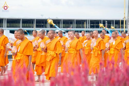 ภาพ No.350427:วันที่ 19-20 กันยายน พ.ศ. 2569 โครงการบรรพชาพัฒนาคุณธรรม จริยธรรม สำหรับนักเรียนนายสิบตำรวจ (นสต.) รุ่นที่ 16 ศูนย์ฝึกอบรมตำรวจภูธรภาค 1 ณ สภาธรรมกายสากล ห้องแก้วสารพัดนึก 2