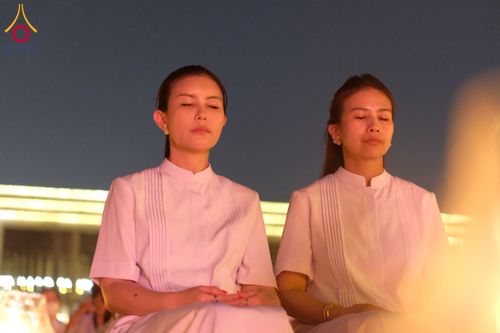 ภาพ No.307137:วันที่ 31 มกราคม พ.ศ. 2569  พิธีจุดประทีปธรรมถวายเป็นพุทธบูชา  และบูชาธรรมมหาปูชนียาจารย์ (ภาพชุดที่ 1) ณ วัดพระธรรมกาย ปทุมธานี ในโครงการธรรมยาตรา กตัญญูบูชา มหาปูชนียาจารย์ พระมงคลเทพมุนี(สด จนฺทสโร) พระผู้ปราบมาร อนุสรณ์สถาน 7 แห่ง ปีที่ 14