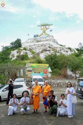 ภาพ No.282968:วันที่ 1 พฤศจิกายน พุ.ศ. 2568 พิธีทอดกฐินสามัคคีทั่วไทย 30,000 วัด  โดยคณะศิษยานุศิษย์ บูชาธรรม 81 ปี  หลวงพ่อธัมมชโย ณ วัดเขาสมอคอน อ.ท่าวุ้ง จ.ลพบุรี