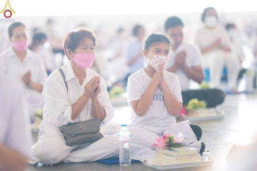 ภาพ No.81141:พิธีถวายหนังสือธรรมะ บาลี นักธรรม ทางก้าวหน้า วันเสาร์ที่ 27 พฤษภาคม พ.ศ. 2566 ณ บ้านแก้วเรือนทองคุณยายอาจารย์ฯ สภาธรรมกายสากล