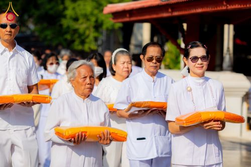 ภาพ No.198962:พิธีทอดผ้าป่าทำนุบำรุงศาสนสถาน ณ วัดบางปลา ตำบลบางปลา อำเภอบางเลน จังหวัดนครปฐม ในโครงการธรรมยาตรา กตัญญูบูชา มหาปูชนียาจารย์ พระมงคลเทพมุนี(สด จนฺทสโร) พระผู้ปราบมาร อนุสรณ์สถาน 7 แห่ง ปีที่ 13 วันที่ 21 มกราคม พ.ศ. 2568