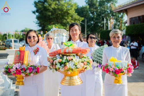 ภาพ No.178463:พิธีทอดกฐิน ณ วัดคลองราษฎ์เจริญ ต.ห้วยยั้ง อ.พรานกระต่าย จ.กำแพงเพชร ในโครงการทอดกฐินสามัคคีทั่วไทย 30,000 วัด บูชาธรรม 80 ปี หลวงพ่อธัมมชโย โดยคณะศิษยานุศิษย์วัดพระธรรมกาย วันที่ 14 พฤศจิกายน พ.ศ. 2567