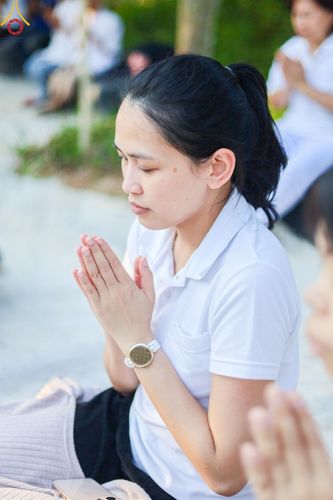 ภาพ No.180345:พิธีตัดปอยผม ปลงผม นาคธรรมทายาท ในโครงการบรรพชาอุปสมบทหมู่ บูชาธรรมมหาปูชนียาจารย์ 2567  วันที่ 4 ธันวาคม พ.ศ. 2567 ณ ศูนย์ปฏิบัติธรรมแก้วภูเรือ จ.เลย