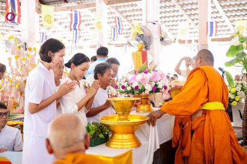 ภาพ No.181605:พิธีทอดกฐิน ณ วัดโดนธาราม ต.ท่าเรือ อ.เมือง จ.นครศรีธรรมราช ในโครงการทอดกฐินสามัคคีทั่วไทย 30,000 วัด บูชาธรรม 80 ปี หลวงพ่อธัมมชโย โดยคณะศิษยานุศิษย์วัดพระธรรมกาย วันที่ 25 ตุลาคม พ.ศ. 2567