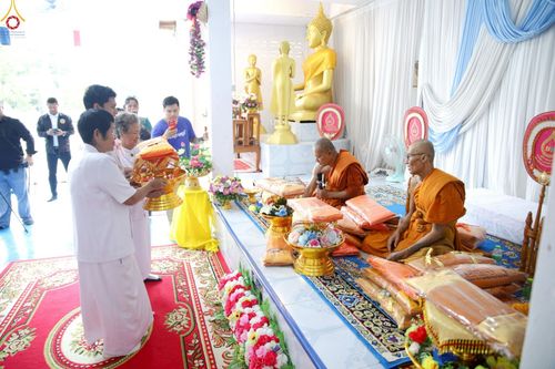 ภาพ No.271001:วันที่ 29 ตุลาคม พ.ศ. 2568 พิธีทอดกฐินสามัคคีทั่วไทย ณ วัดบางภาวนาราม(บางพา)  ต.ไทรโสภา อ.พระแสง จ.สุราษฎร์ธานี โดยคณะศิษยานุศิษย์ บูชาธรรม 81 ปี หลวงพ่อธัมมชโย