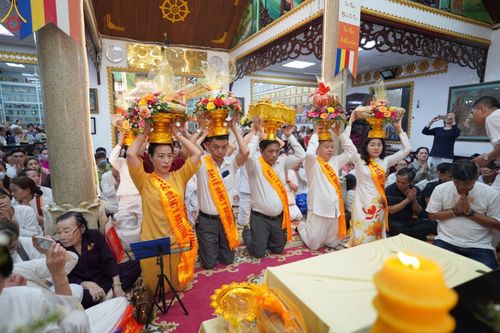 ภาพ No.94167:วัดพระธรรมกาย ร่วมบุญกฐินเวียดนาม เชื่อมสัมพันธไมตรี สร้างสามัคคีสงฆ์ วันที่ 12 พฤศจิกายน พ.ศ. 2566