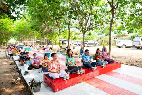 ภาพ No.62820:พิธีตักบาตรฉลองสามเณรใหม่ ในโครงการบรรพชาสามเณร ฟื้นฟูพระพุทธศาสนาทั่วไทย ณ ศูนย์ปฏิบัติธรรมพนมสารคาม(เพชรตะวัน) จ.ฉะเชิงเทรา วันที่ 12 เมษายน พ.ศ. 2567