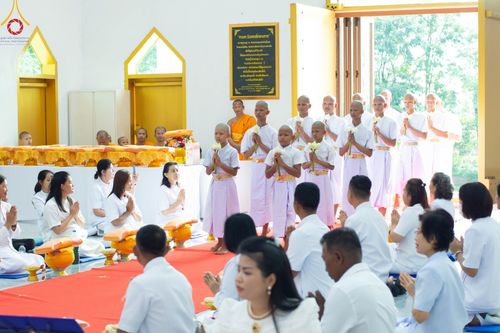 ภาพ No.101038:พิธีบรรพชาธรรมทายาท ในโครงการอุปสมบทบูชาธรรม มหาปูชนียาจารย์ พ.ศ. 2566 ณ วัดหนองไผ่ล้อม จ.ปราจีนบุรี วันที่ 2 ธันวาคม พ.ศ. 2566