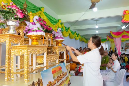 ภาพ No.96763:พิธีทอดกฐินสามัคคีทั่วไทย 5,000 วัด ณ วัดบ้านพร้าวนอก จ.ปทุมธานี วันที่ 19 พฤศจิกายน พ.ศ.2566