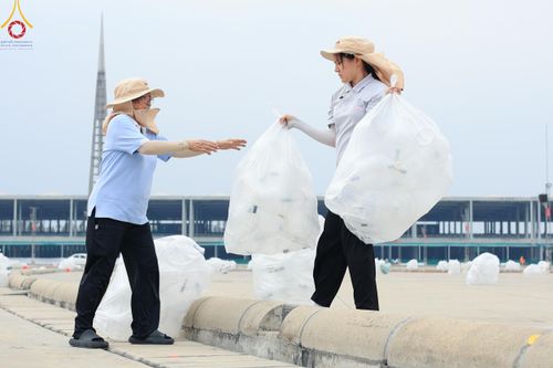 ภาพ No.122357:V.23 อีกนิด การเตรียมงาน เก็บงาน การรับบุญของเจ้าหน้าที่หน่วยงานต่างๆ เพื่อโครงการธรรมยาตรา ปีที่ 12 ระหว่างวันที่ 2 - 31 มกราคม พ.ศ. 2567