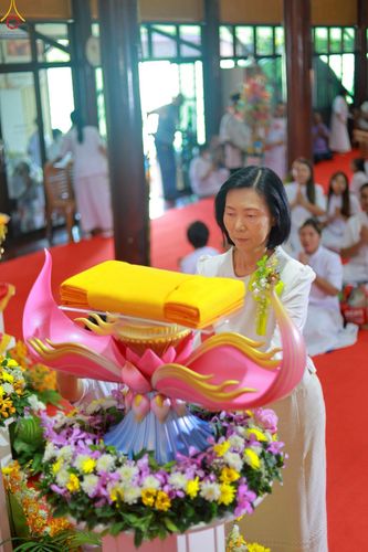 ภาพ No.254423:วันที่ 11 ตุลาคม พ.ศ. 2568 พิธีทอดกฐินสามัคคีทั่วไทย 30,000 วัด โดยคณะศิษยานุศิษย์ บูชาธรรม 81 ปี หลวงพ่อธัมมชโย ณ วัดกลางธนรินทร์ อ.พรหมบุรี จ.สิงห์บุรี