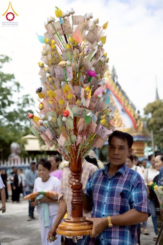 ภาพ No.275453:วันที่ 5 พฤศจิกายน พ.ศ. 2568 พิธีทอดกฐินสามัคคีทั่วไทย ณ วัดสระด่าน ต.หนองสาหร่าย อ.ดอนเจดีย์ จ.สุพรรณบุรี โดยคณะศิษยานุศิษย์ บูชาธรรม 81 ปี หลวงพ่อธัมมชโย
