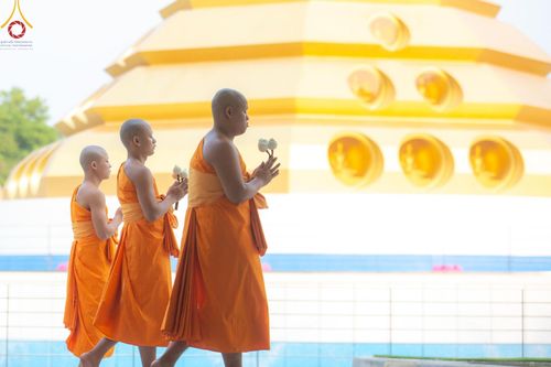 ภาพ No.136238:พิธีอุปสมบทสามเณรเตรียมสถาบันธรรมชัย รุ่นที่ 21 ณ โบสถ์พระไตรปิฏก วัดพระธรรมกาย วันเสาร์ที่ 4 พฤษภาคม พ.ศ.2567