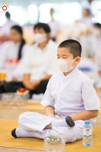 ภาพ No.123698:พิธีถวายโคมมาฆประทีป น้อมถวายเป็นพุทธบูชา แด่คณะพระภิกษุ สามเณร  ณ วัดพระธรรมกาย จ.ปทุมธานี วันเสาร์ที่ 17 กุมภาพันธ์ พ.ศ. 2567