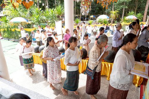 ภาพ No.253135:วันที่ 12 ตุลาคม พ.ศ. 2568 พิธีทอดกฐินสามัคคีทั่วไทย 30,000 วัด โดยคณะศิษยานุศิษย์ บูชาธรรม 81 ปี หลวงพ่อธัมมชโย ณ วัดป่าบ้านโคกหนองแซง จ.อุดรธานี