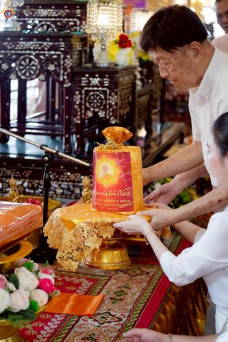 ภาพ No.261406:วันที่ 19 ตุลาคม พ.ศ. 2568 พิธีทอดกฐินสามัคคีทั่วไทย 30,000 วัด โดยคณะศิษยานุศิษย์ บูชาธรรม 81 ปี หลวงพ่อธัมมชโย ณ วัดโฆษิตวิหาร จ.ภูเก็ต