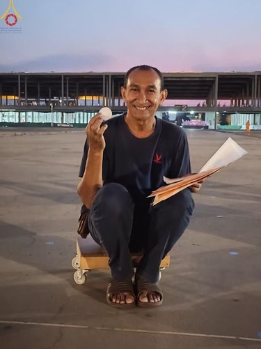 ภาพ No.61306:V.36 ทุ่มเทเพื่อพ่อ 80 ปี ภาพการเตรียมงานของหน่วยงานต่างๆ เพื่อพิธีฉลองอายุวัฒนมงคล 80 ปี หลวงพ่อธัมมชโย และรับถวายมหาสังฆทาน 10,000 กว่าวัดทั่วประเทศ ในวันคุ้มครองโลก จันทร์ที่ 22 เมษายน พ.ศ.2567