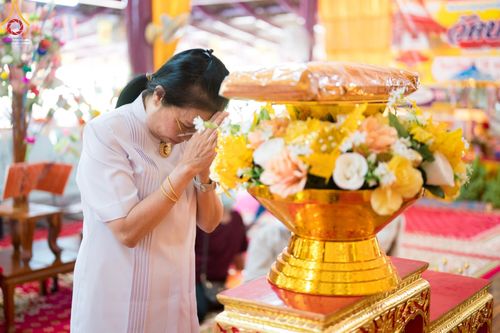 ภาพ No.96249:พิธีทอดกฐินสามัคคีทั่วไทย 5,000 วัด ณ วัดบ่อหว้า อ.หนองหญ้าไซ จ.สุพรรณบุรี วันที่ 19 พฤศจิกายน พ.ศ. 2566