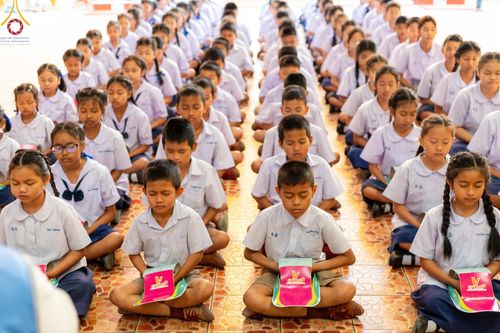 ภาพ No.203478:พิธีทอดผ้าป่าทำนุบำรุงศาสนสถาน ณ วัดตะเคียน ตำบลบางคูเวียง อำเภอบางกรวย จังหวัดนนทบุรี ในโครงการธรรมยาตรา กตัญญูบูชา มหาปูชนียาจารย์ พระมงคลเทพมุนี(สด จนฺทสโร) พระผู้ปราบมาร อนุสรณ์สถาน 7 แห่ง ปีที่ 13 วันที่ 29 มกราคม พ.ศ. 2568