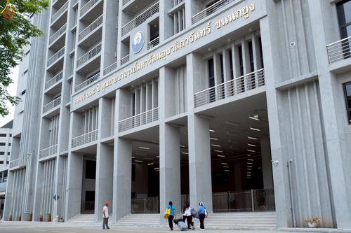 ภาพ No.242686:วันที่ 29-31 สิงหาคม พ.ศ. 2568 องค์กรภาคีเครือข่าย “บวร” (บ้าน-วัด-โรงเรียน-ราชการ) อ.คลองหลวง จัดบวชอุบาสิกาแก้ว ถวายพระราชกุศลแด่สมเด็จพระพันปีหลวง - กตัญญูบูชาแด่ผู้มีพระคุณ